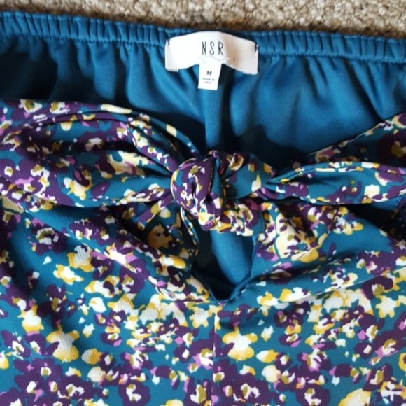 NSR Off The Shoulder Top - Picture 3 of 3